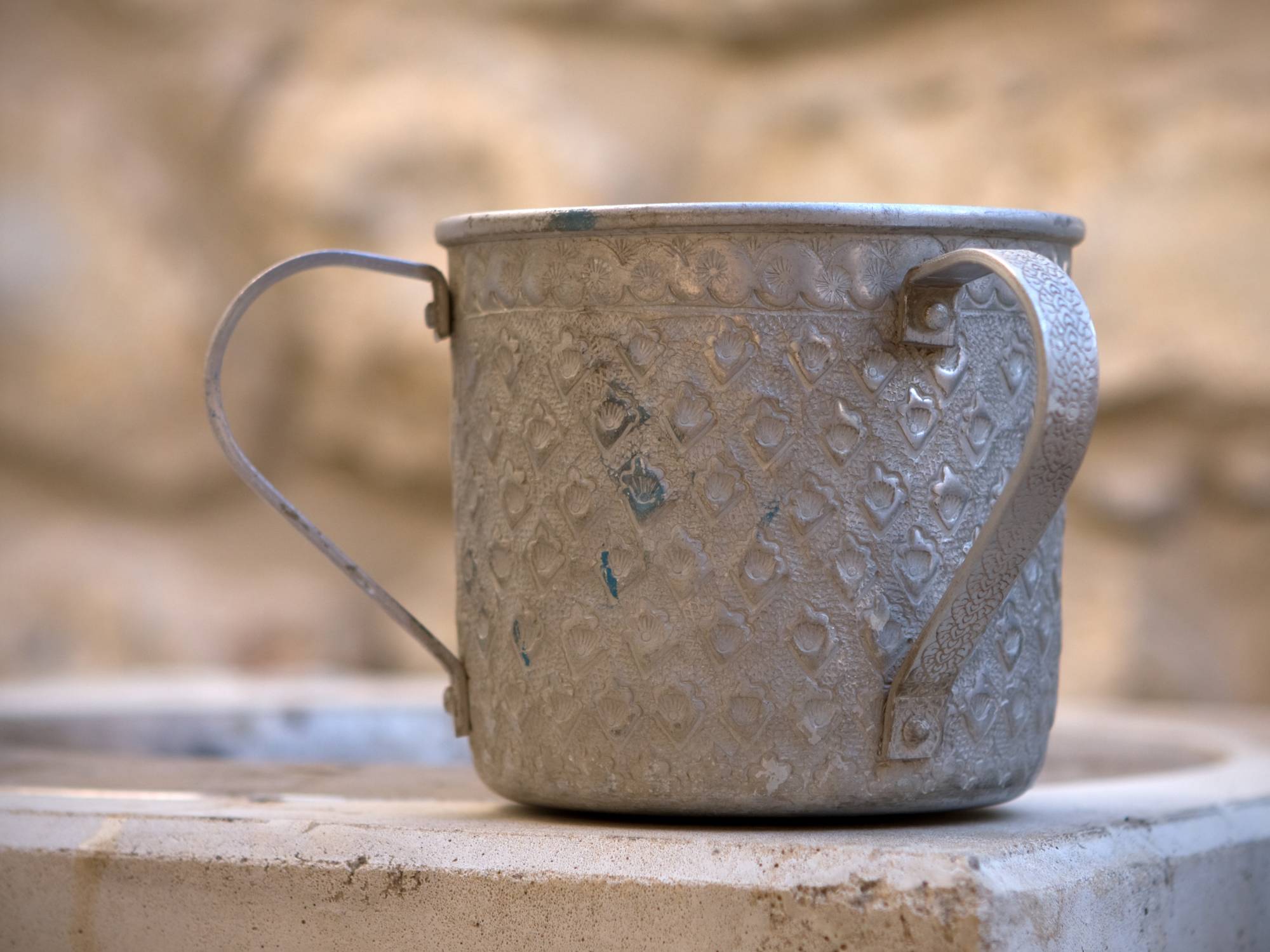 Netilat Yadayim: The Sacred Ritual of Hand Washing in Jewish Tradition