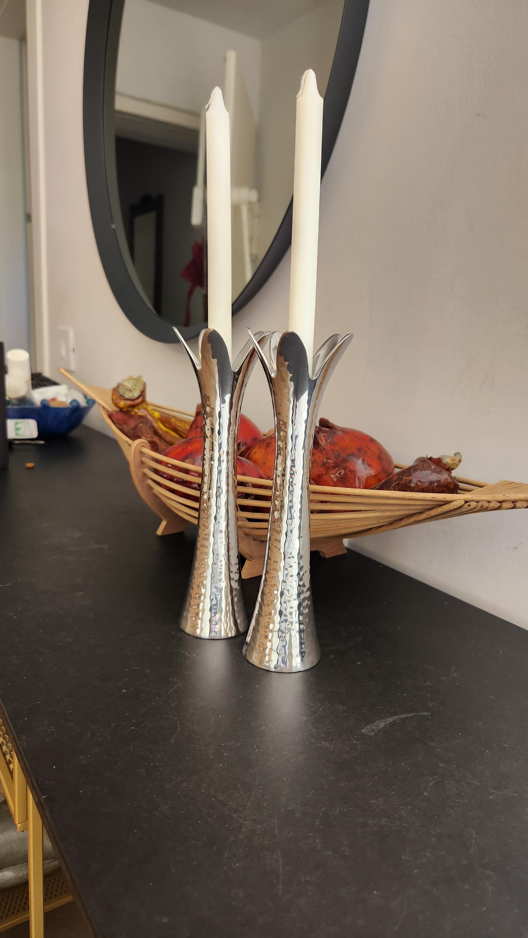 סט פמוטי שבת יאיר עמנואל יודאיקה אמנות מתכת פמוטים אמן ישראלי אמנות יהודית מתנות חנוכה מתנות יהודיות מתנות יודאיקה