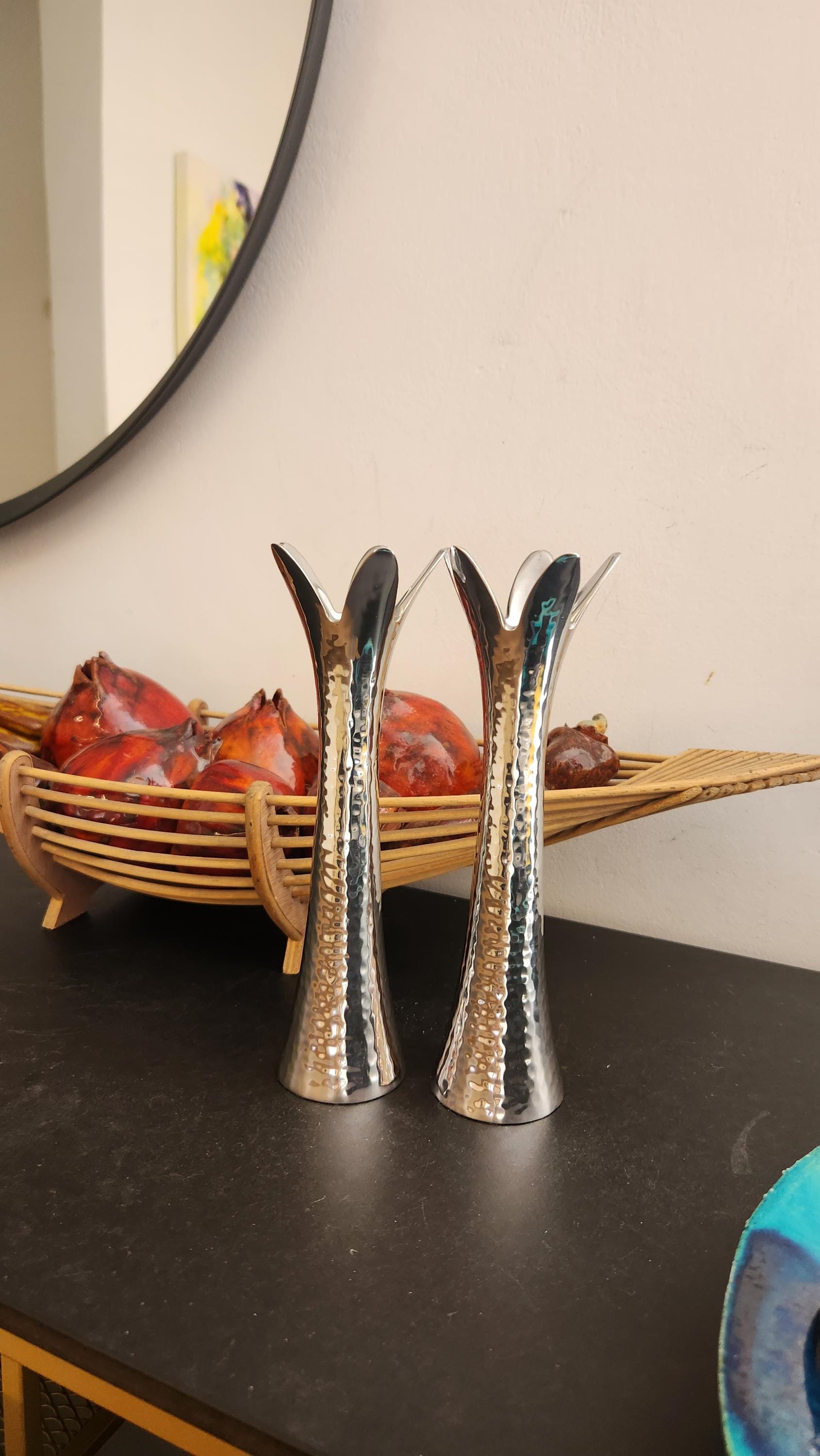 סט פמוטי שבת יאיר עמנואל יודאיקה אמנות מתכת פמוטים אמן ישראלי אמנות יהודית מתנות חנוכה מתנות יהודיות מתנות יודאיקה