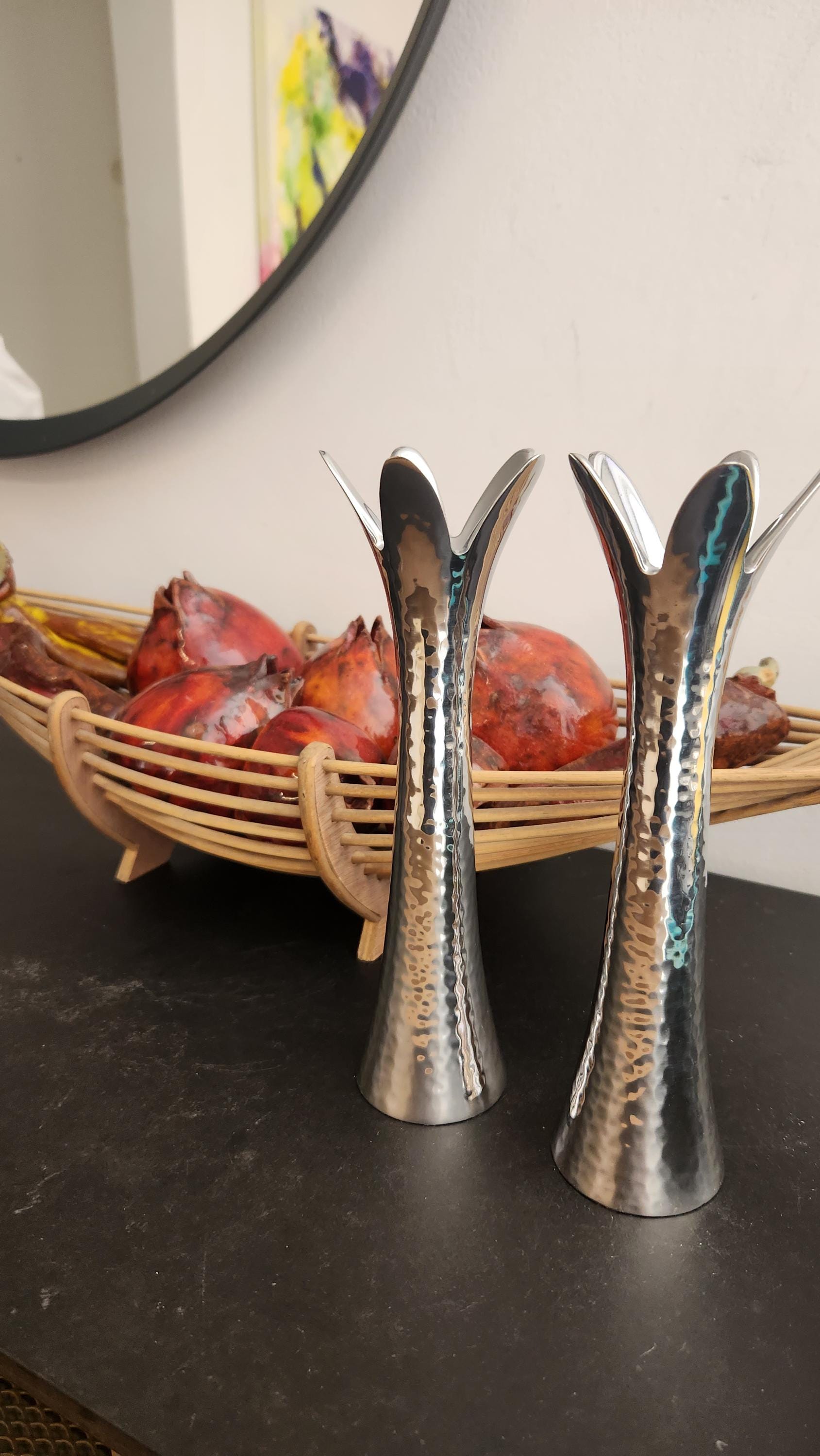 סט פמוטי שבת יאיר עמנואל יודאיקה אמנות מתכת פמוטים אמן ישראלי אמנות יהודית מתנות חנוכה מתנות יהודיות מתנות יודאיקה