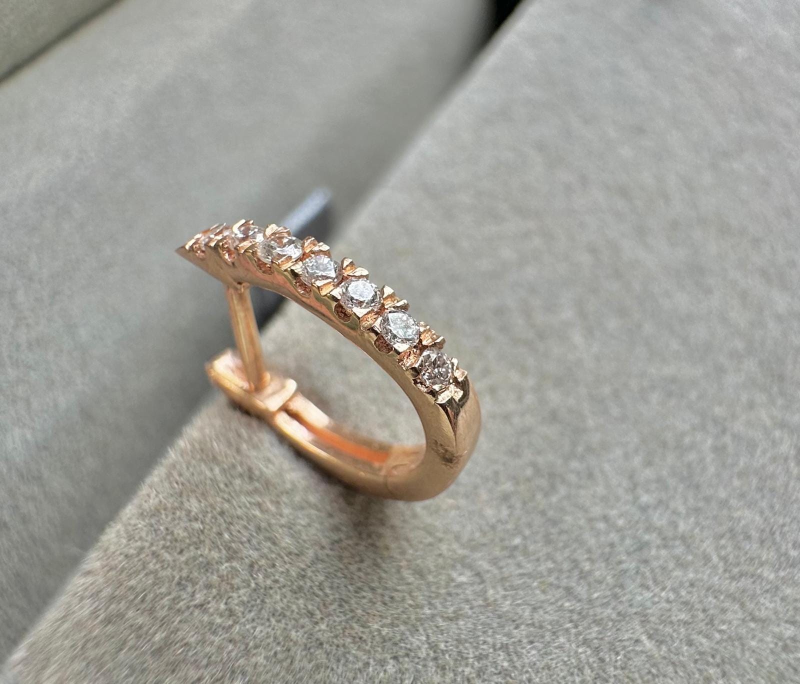 עגילי מעבדה עגילי יהלום חישוק זהב 14k