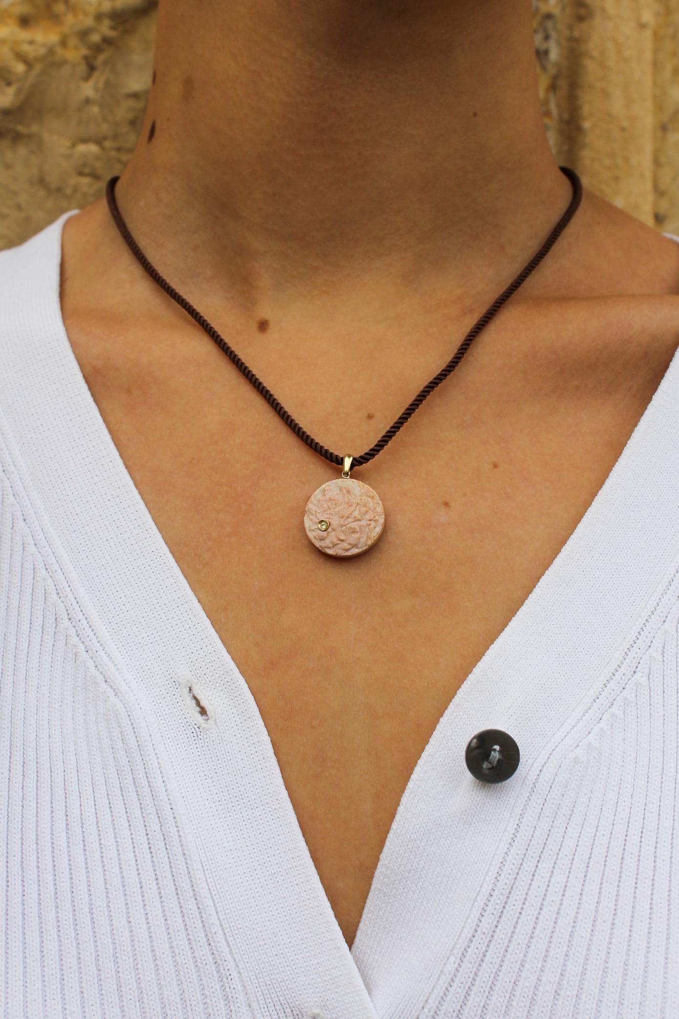 שרשרת אבן ירושלים ישראל שרשרת יהלום זהב הר הבית